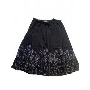 Black embroidered flower skirt